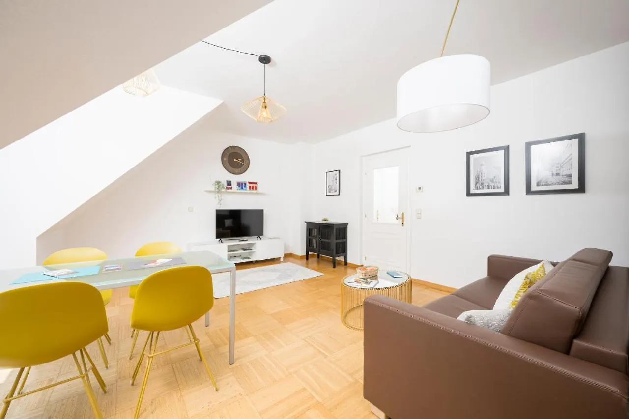 Terrace Lounge Ober St Veit Apartment Vienna