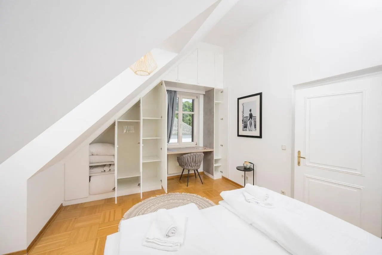 Terrace Lounge Ober St Veit Apartment Vienna